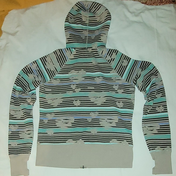 ☆3 for $20: Kismet Hoodie (M) - Picture 2 of 5